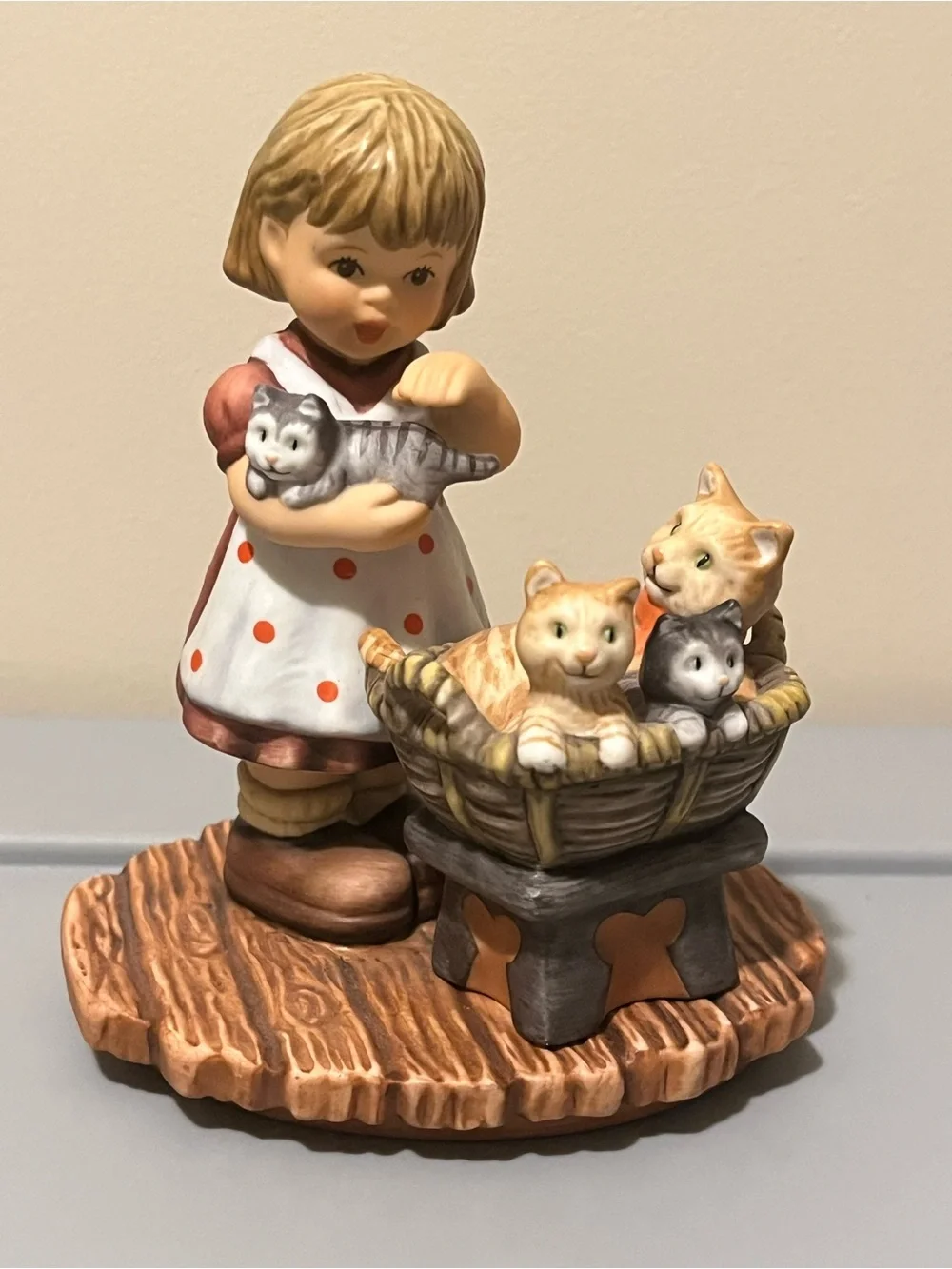 Goebel Porcelain Figurine Base Marked 'New Arrivals' – Cream and Brown
